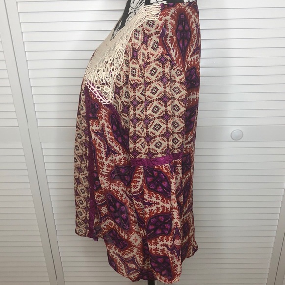 Bila Sheer Lace Fuschia Peasant Blouse Large NWT - Picture 3 of 7